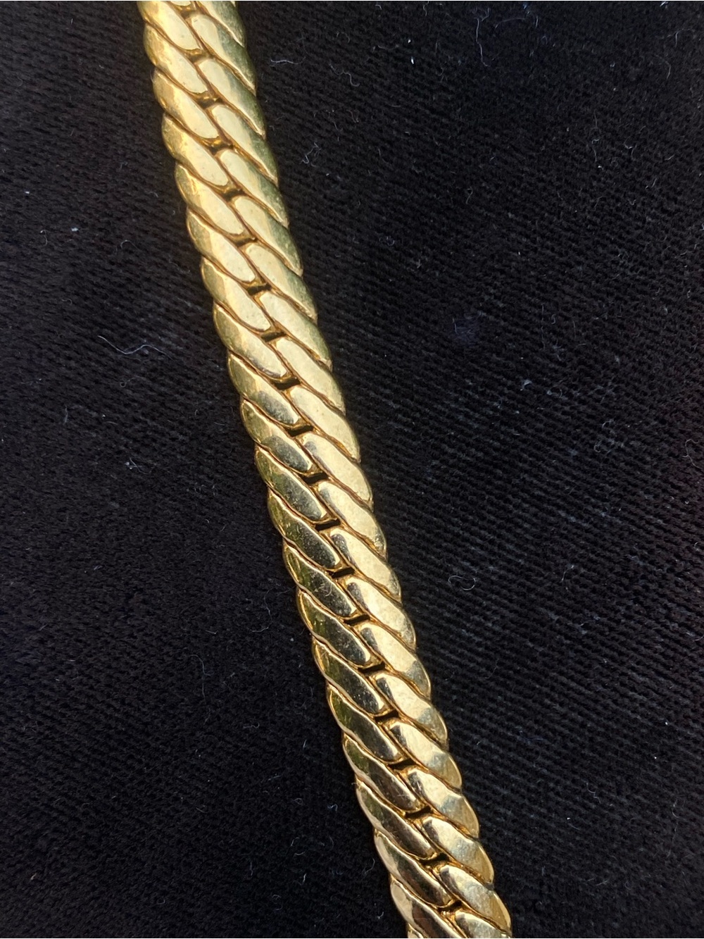 Joan Rivers Gold tone Herringbone Chevron Necklace with Distinctive V drop - Picture 10 of 10